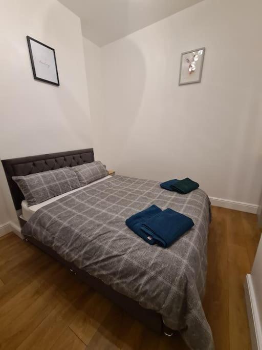 لندن Luxury One Bedroom Flat المظهر الخارجي الصورة